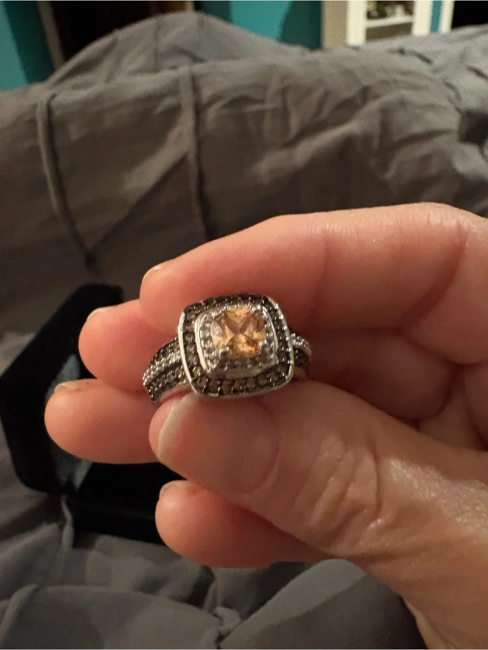 Women's SS Halo Ring with Champagne Center Stone w/chocolate accent stones